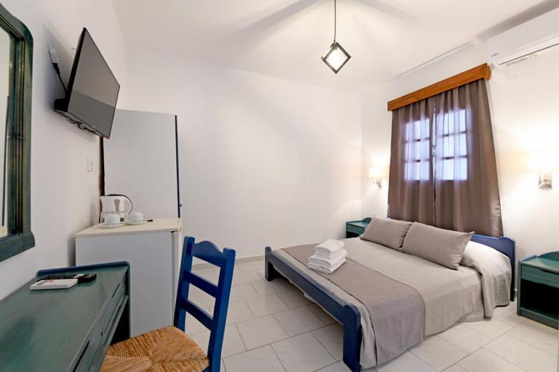 Lunar Santorini Hotel Перисса Экстерьер фото
